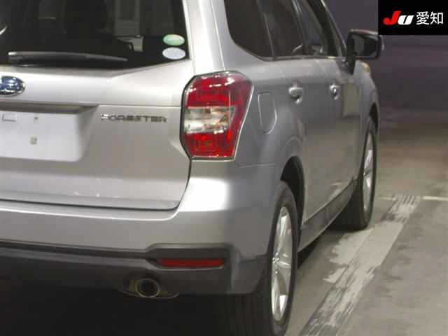 SUBARU FORESTER 2012