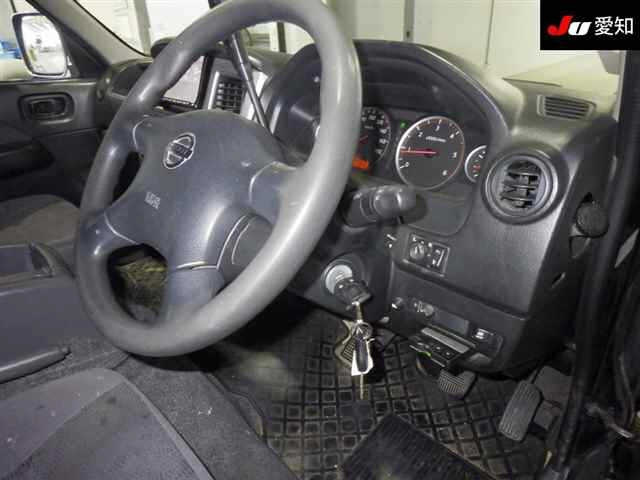 NISSAN CARAVAN VAN 2008