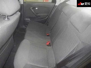 VOLKSWAGEN POLO 2011