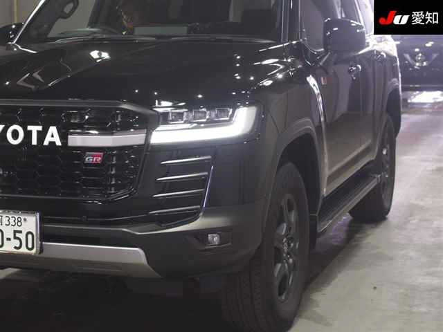 TOYOTA LAND CRUISER 2024