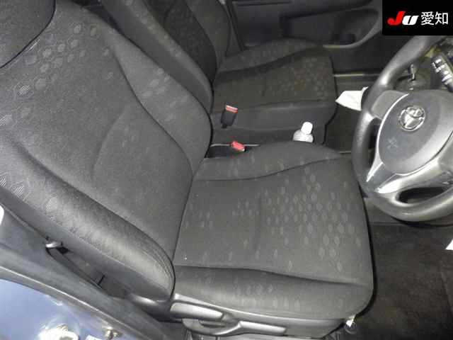 TOYOTA RACTIS 2011