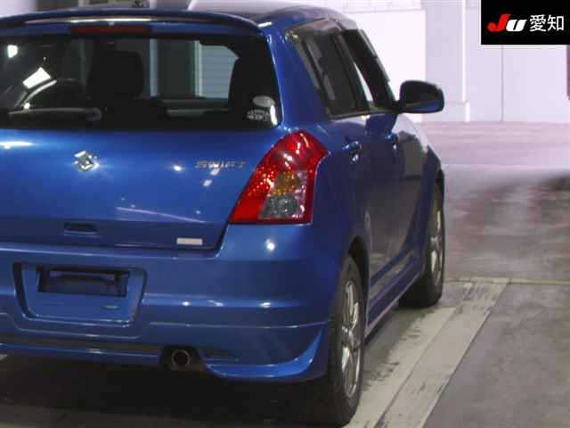 SUZUKI SWIFT 2010