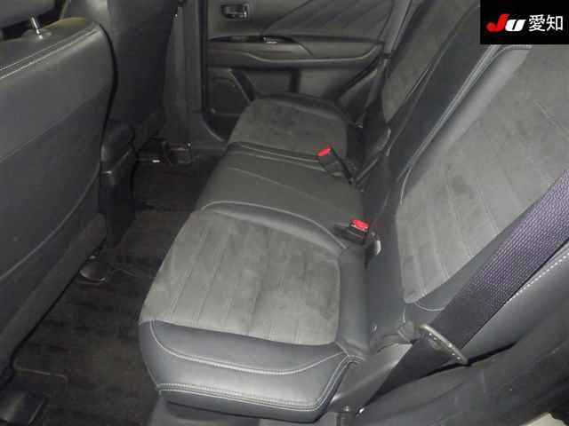 MITSUBISHI OUTLANDER PHEV 2017