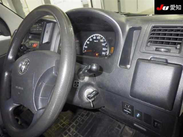 TOYOTA TOWN ACE VAN 2015