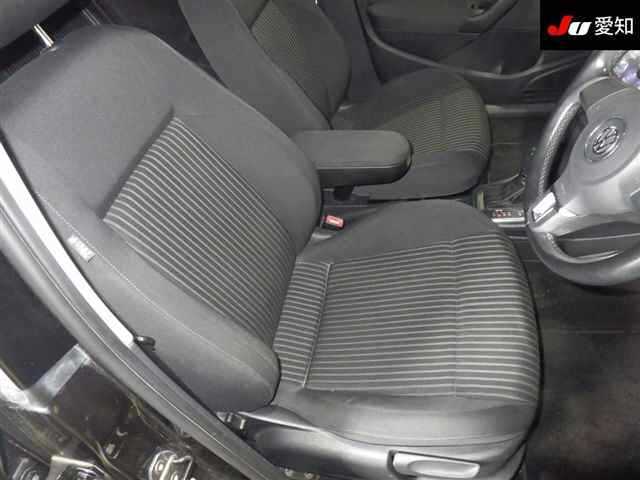 VOLKSWAGEN POLO 2010