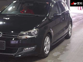 VOLKSWAGEN POLO 2010