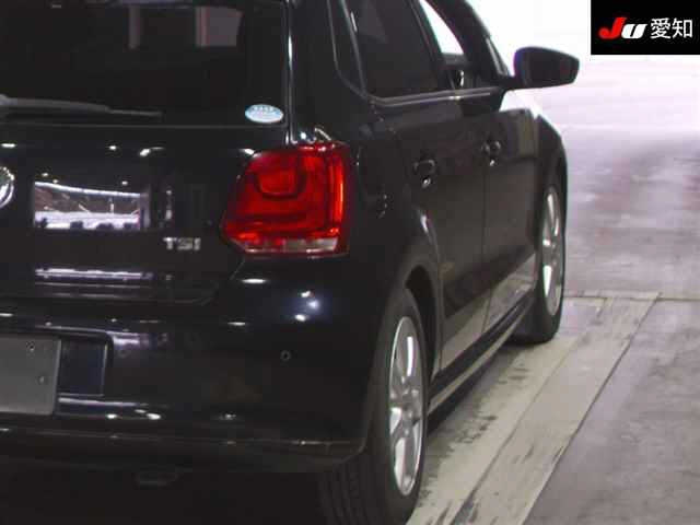 VOLKSWAGEN POLO 2010