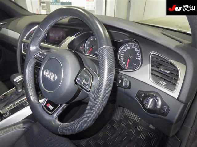 AUDI A4 2014
