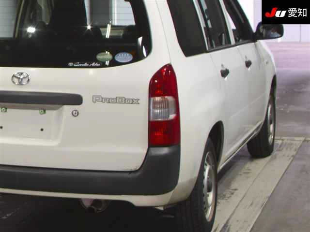 TOYOTA PROBOX 2017
