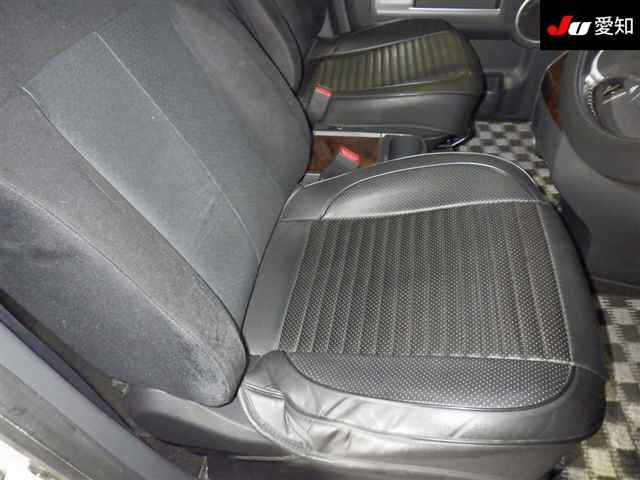 MITSUBISHI DELICA D5 2009