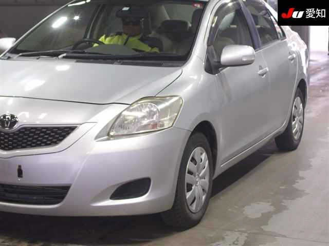 TOYOTA BELTA 2010