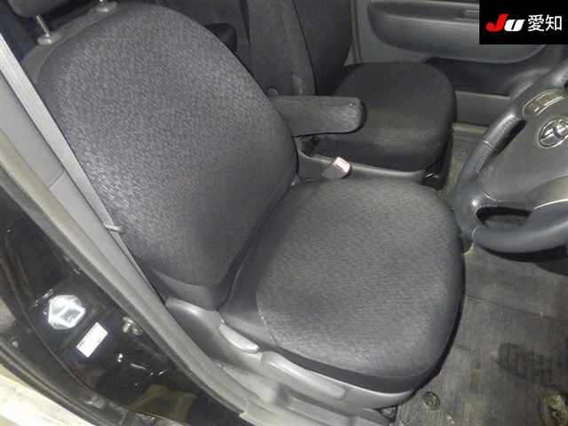 TOYOTA SIENTA 2014