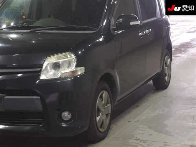 TOYOTA SIENTA 2014