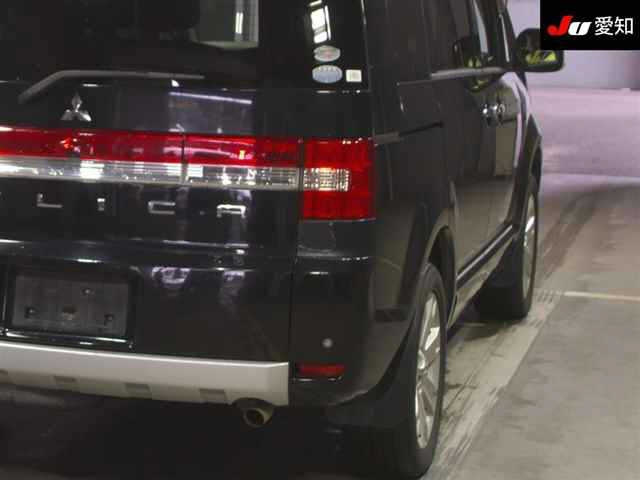 MITSUBISHI DELICA D5 2008