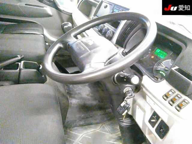 MITSUBISHI CANTER 2017
