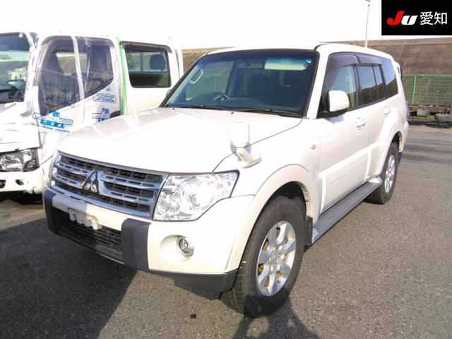 MITSUBISHI PAJERO 2009