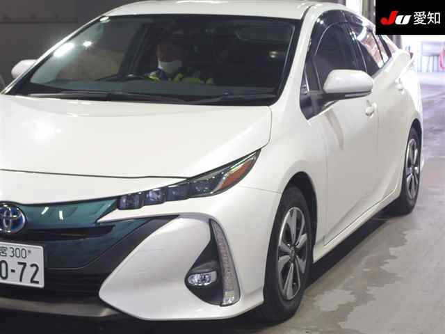 TOYOTA PRIUS PHV 2018