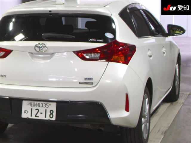 TOYOTA AURIS 2012