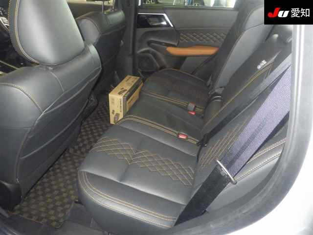 MITSUBISHI OUTLANDER PHEV 2022
