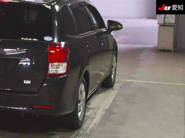 TOYOTA COROLLA FIELDER 2013