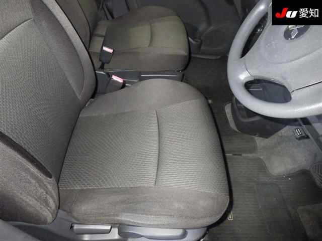 MITSUBISHI DELICA D2 2011