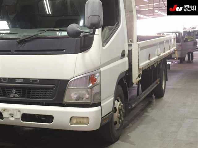MITSUBISHI CANTER 2011