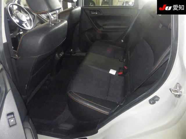 SUBARU FORESTER 2015