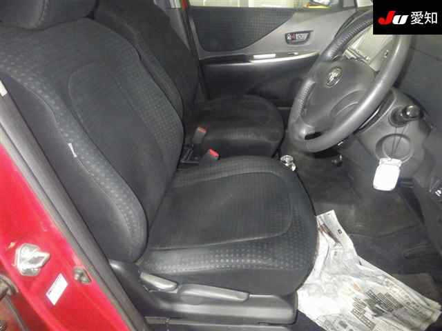 TOYOTA RACTIS 2010