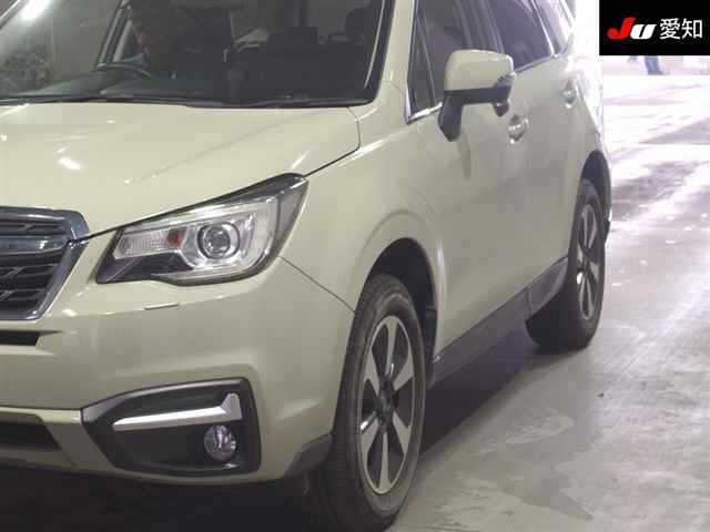 SUBARU FORESTER 2015