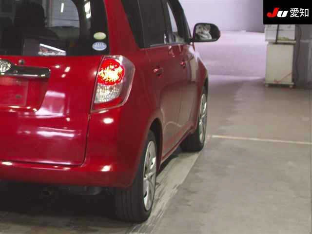 TOYOTA RACTIS 2010