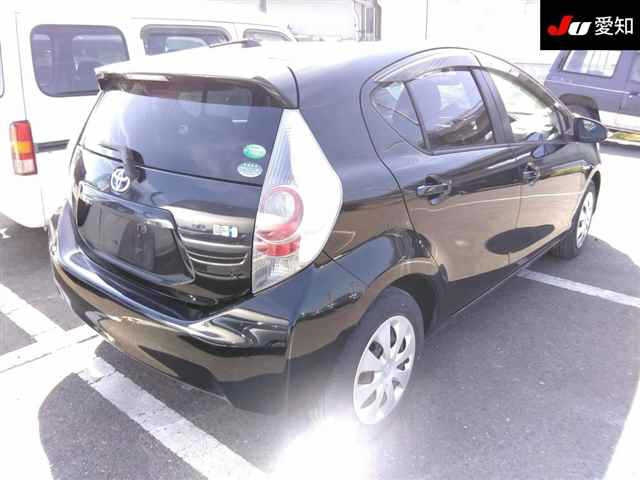 TOYOTA AQUA 2012