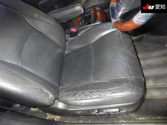 TOYOTA HARRIER 2009