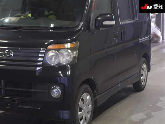 DAIHATSU ATRAI WAGON 2011