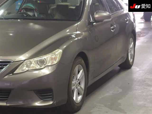 TOYOTA MARK X 2011