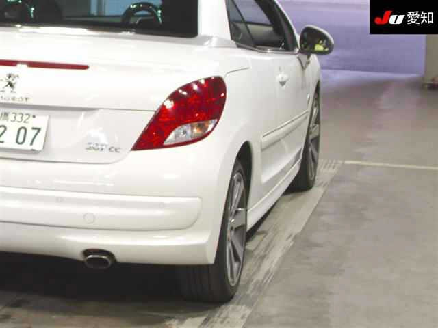 PEUGEOT 207 2012