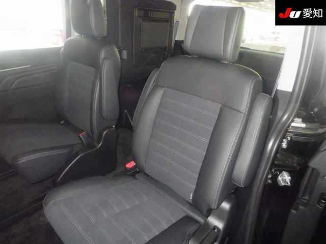 MITSUBISHI DELICA D5 2024