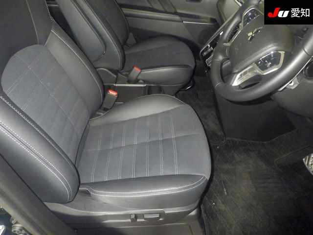 MITSUBISHI DELICA D5 2024