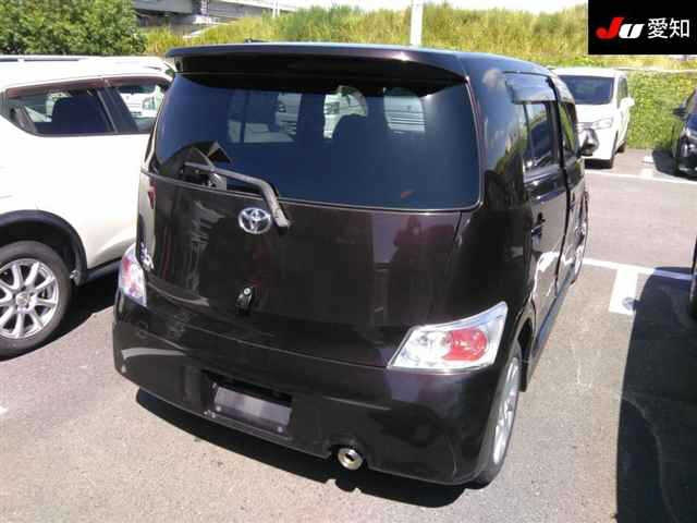 TOYOTA BB 2009