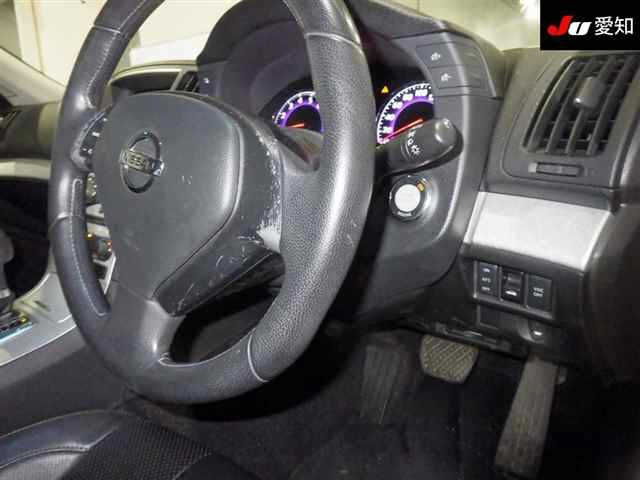 NISSAN SKYLINE 2008