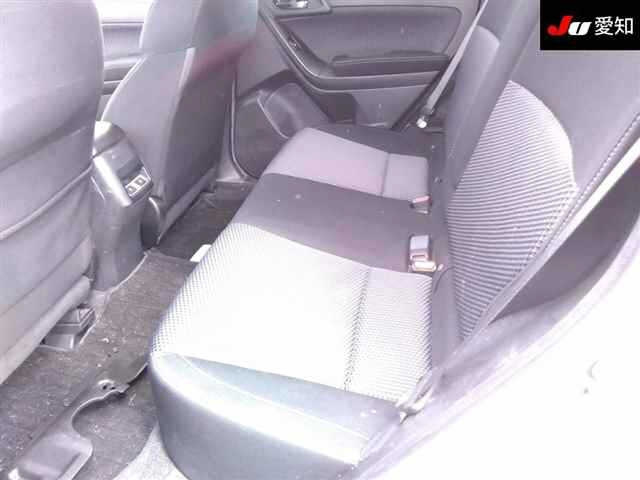 SUBARU FORESTER 2017