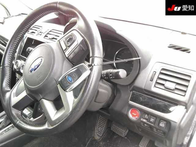 SUBARU FORESTER 2017
