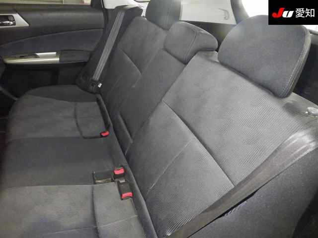SUBARU FORESTER 2010