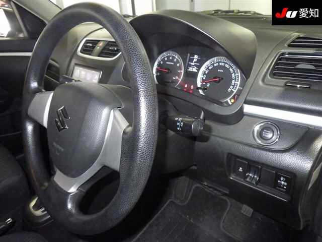 SUZUKI SWIFT 2015