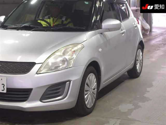 SUZUKI SWIFT 2015