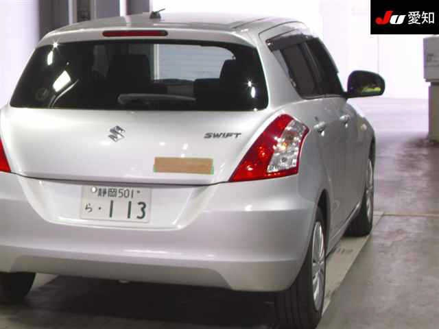 SUZUKI SWIFT 2015