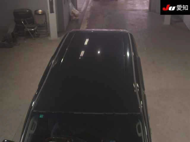 TOYOTA VELLFIRE 2010