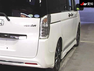 HONDA STEP WAGON 2014