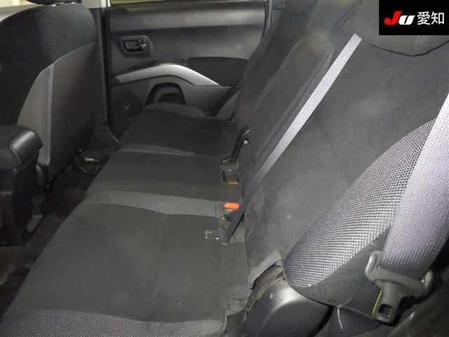 MITSUBISHI OUTLANDER 2008