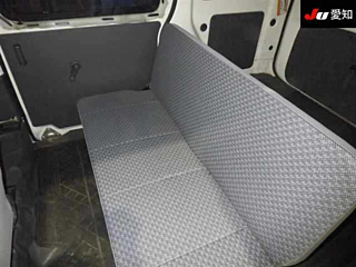 DAIHATSU HIJET VAN 2011