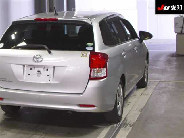 TOYOTA COROLLA FIELDER 2013